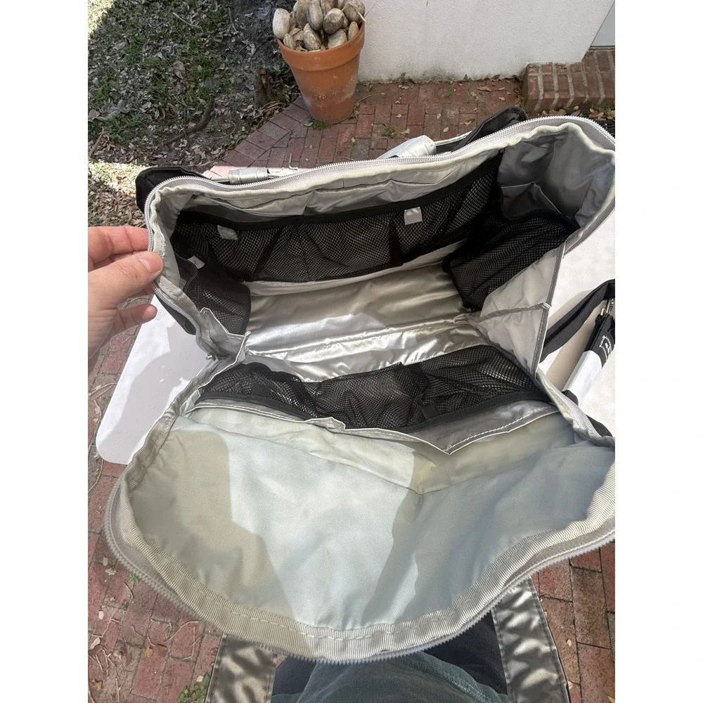 JUJUBE BE PREPARED LARGE BLACK DIAPER BAG NWOT